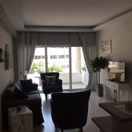 The Central Suites Nicosia Ngoại thất bức ảnh