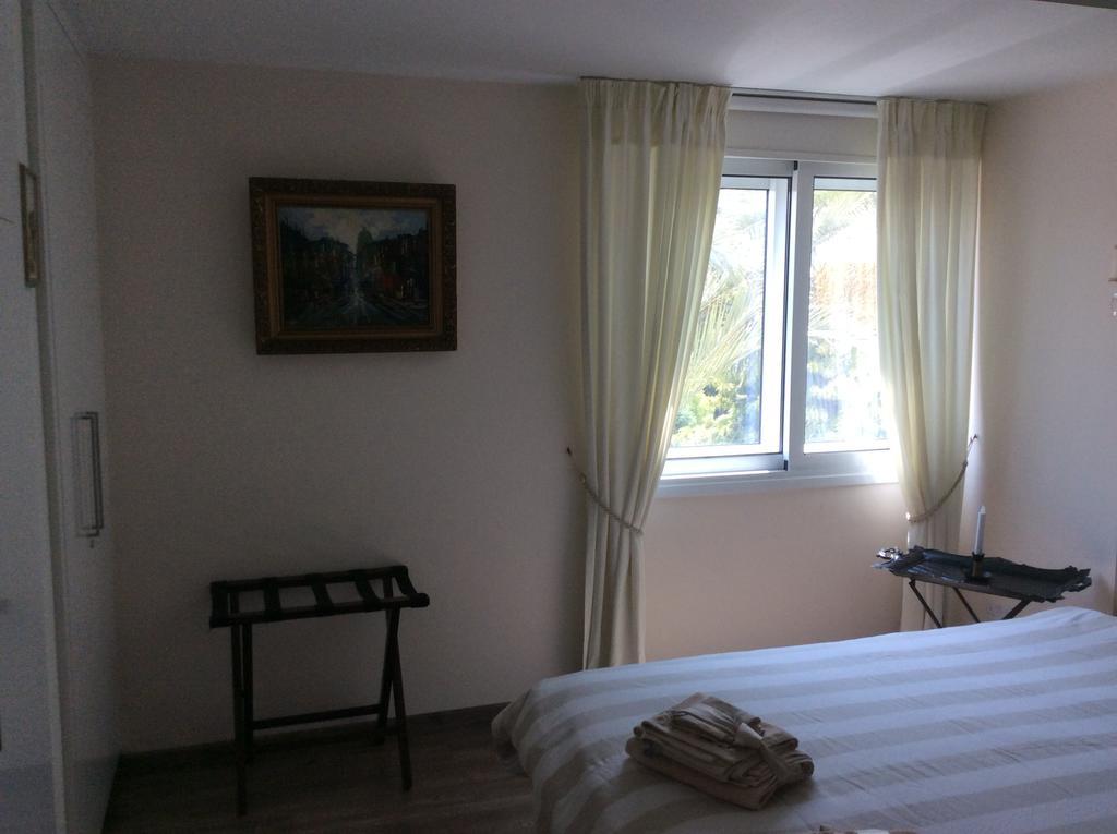 The Central Suites Nicosia Ngoại thất bức ảnh