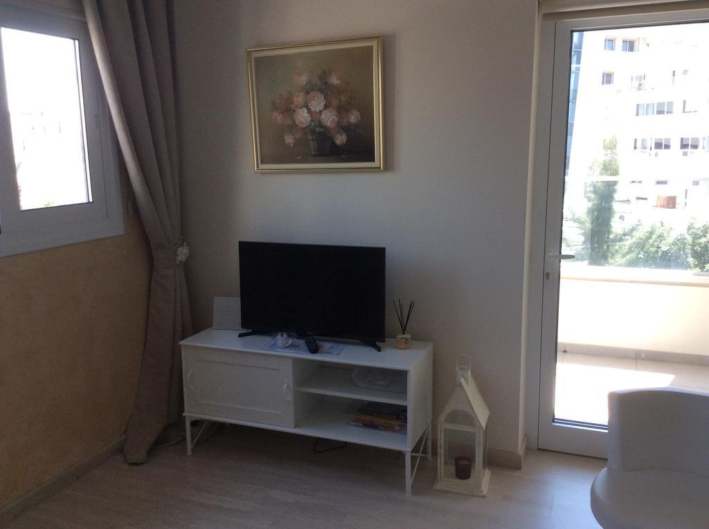 The Central Suites Nicosia Ngoại thất bức ảnh