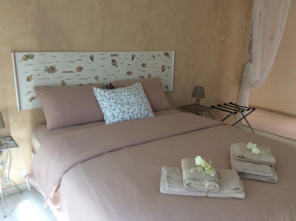 The Central Suites Nicosia Ngoại thất bức ảnh