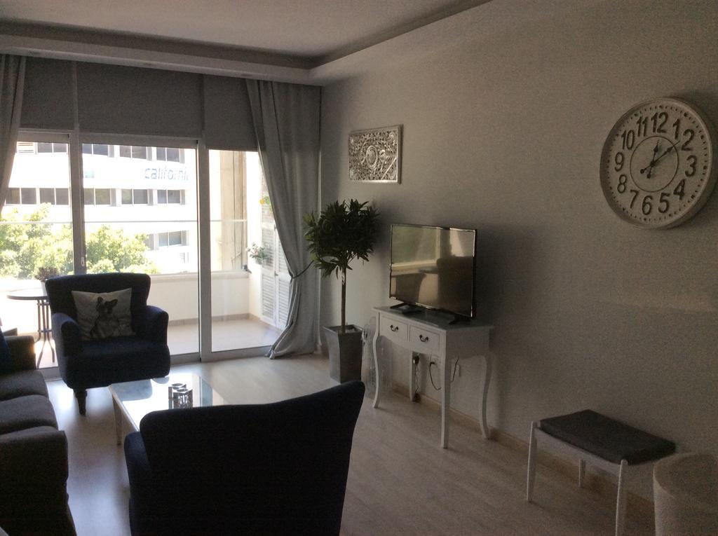 The Central Suites Nicosia Ngoại thất bức ảnh